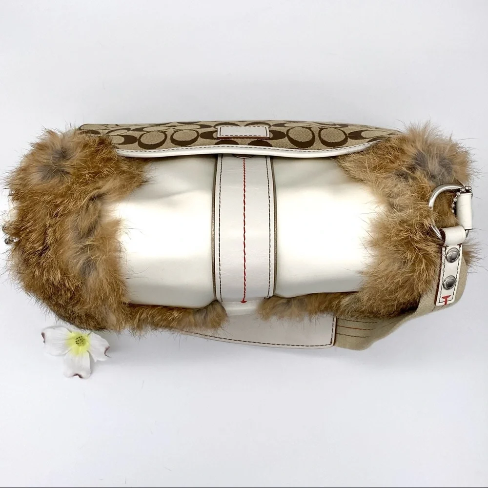 EUC COACH Fur Signature Ski Flap Shoulder Bag - Picture 6 of 16
